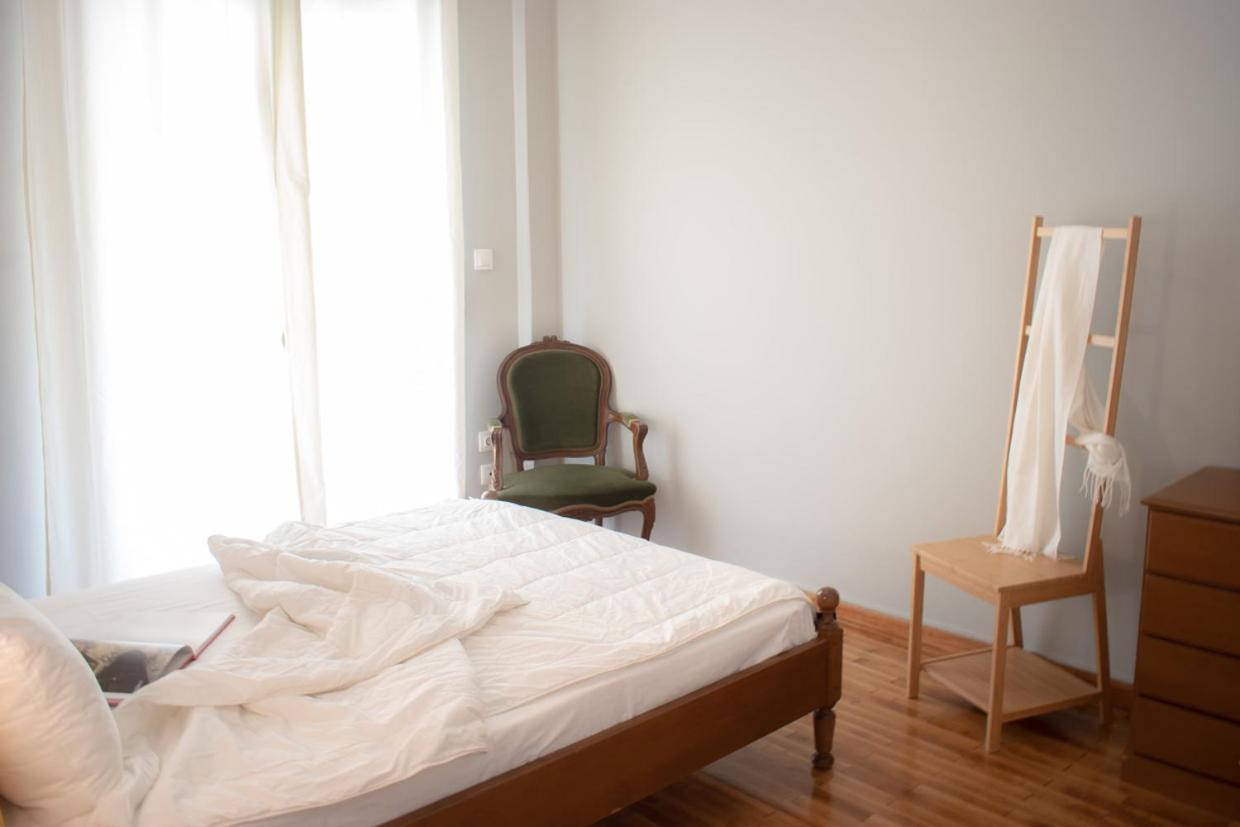 Apartment Vresthenis Atene Esterno foto