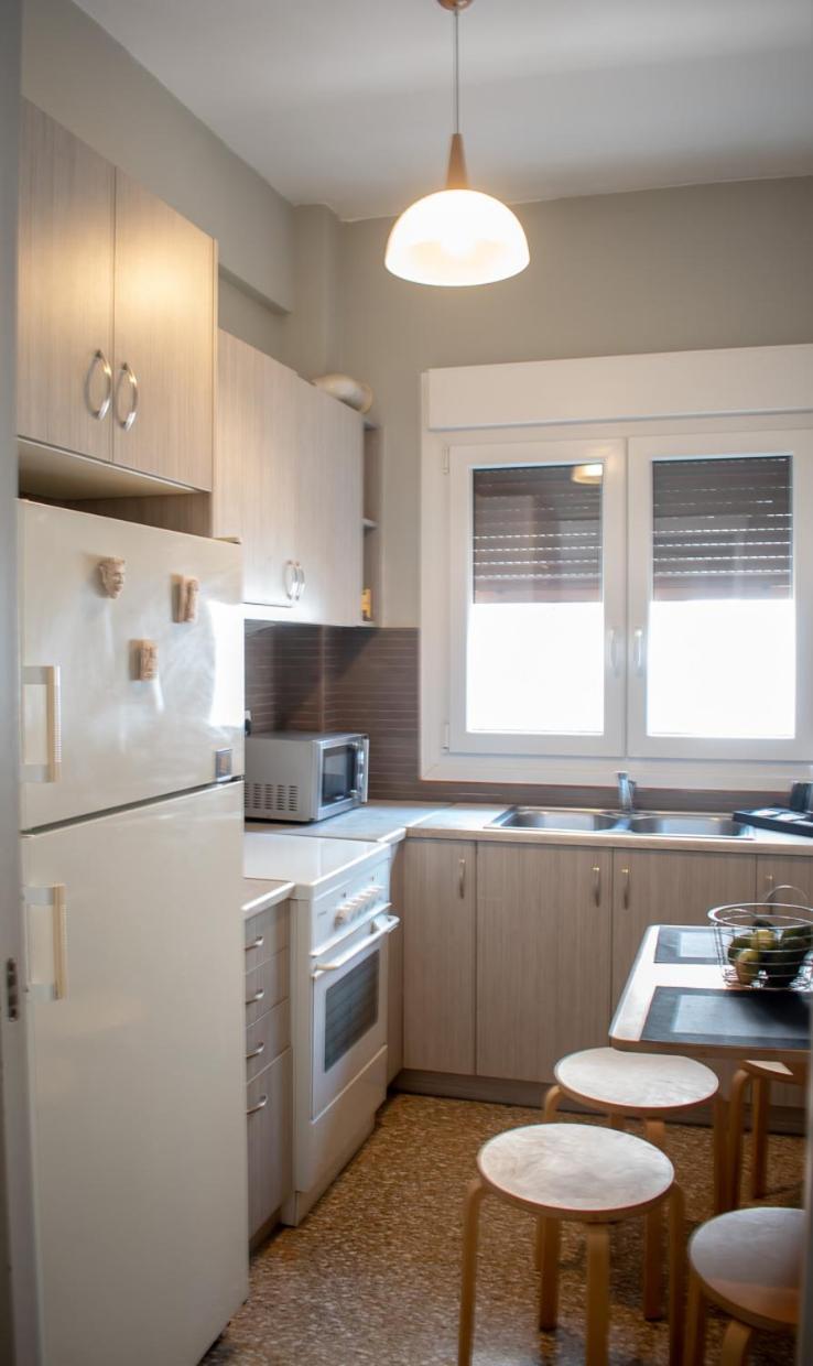Apartment Vresthenis Atene Esterno foto
